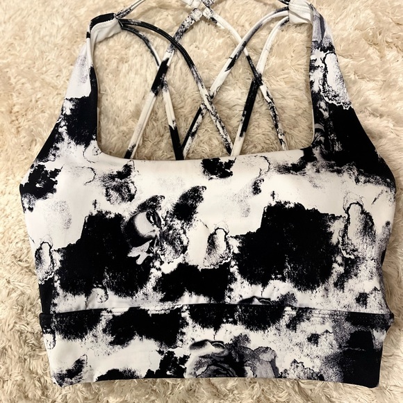 Buffbunny - Picture 7 of 8